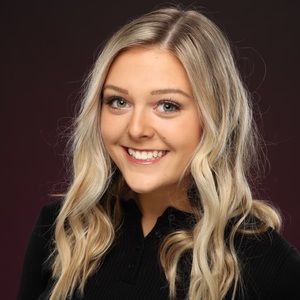 Meet your Posher, Chloe